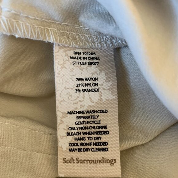 Soft Surroundings Capris Pants - Picture 5 of 5